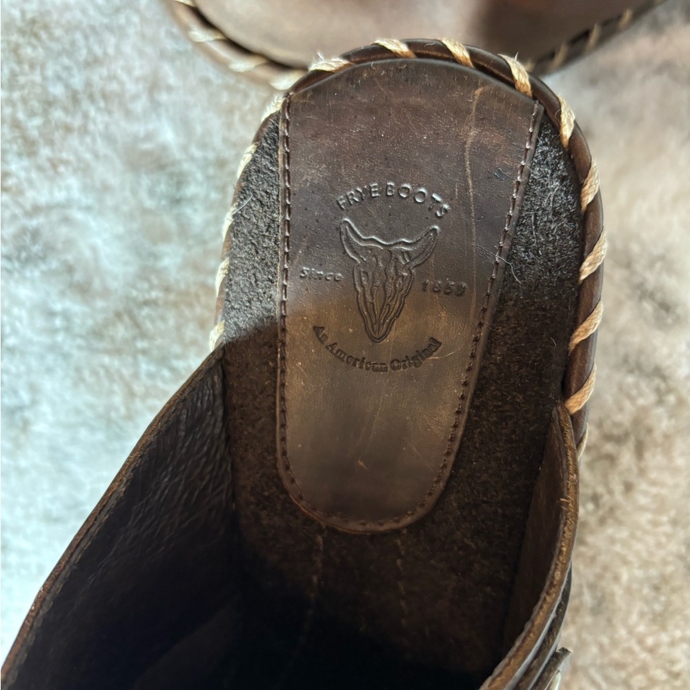 Frye - Picture 2 of 6
